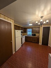 2110-2110 Hollingsworth St in New Kensington, PA - Building Photo - Building Photo