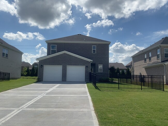 212 Argea Dr