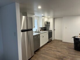 129 E Market St in Jonestown, PA - Building Photo