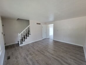 1309 W Chestnut St in Chillicothe, IL - Building Photo - Building Photo