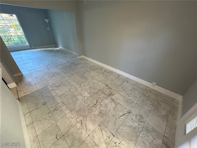 property at 596 Tam O Shanter