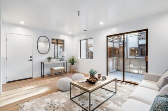 55 Stenner St in San Luis Obispo, CA - Building Photo - Building Photo