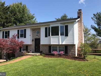 property at 1005 Horizon Rd