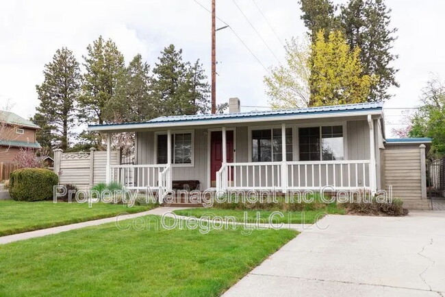 1374 NW Baltimore Ave in Bend, OR - Building Photo - Building Photo