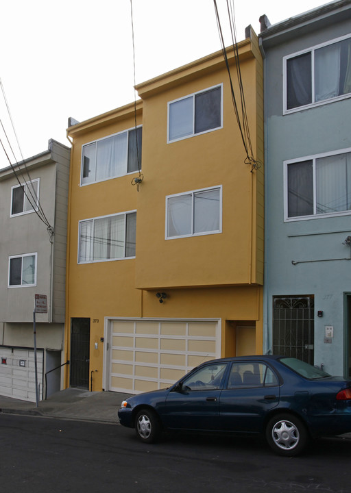 373 Peoria St in Daly City, CA - Building Photo