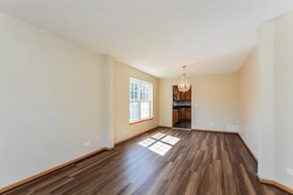 10719 Lancaster St in Huntley, IL - Building Photo - Building Photo