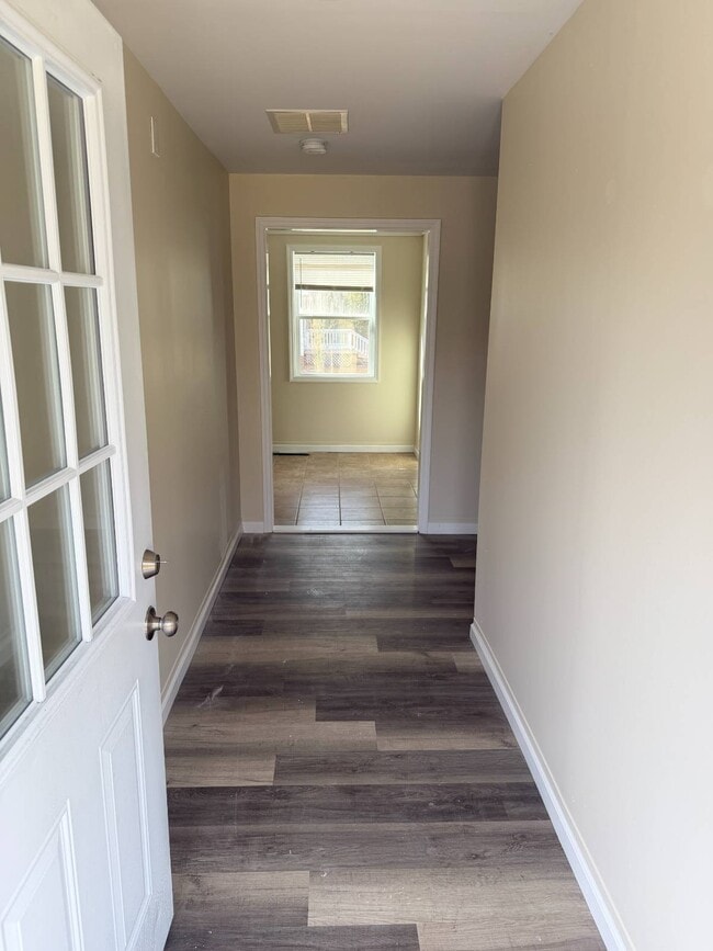 property at 551 N Lee Ave