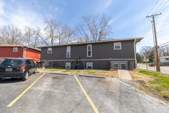 203 Wheaton Ct in Columbia, MO - Building Photo - Building Photo