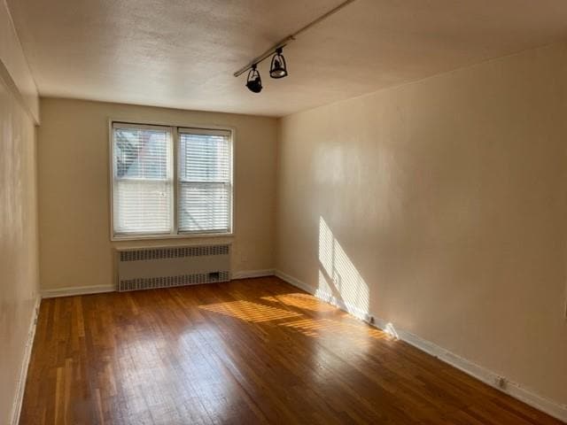 260-1 74th Ave in Queens, NY - Building Photo - Building Photo
