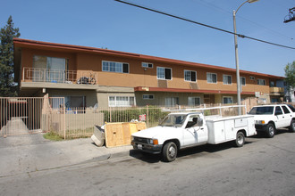 Orion Avenue Apartments in North Hills, CA - Building Photo - Building Photo