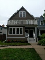 1121 Leonard Pl, Unit 2 in Evanston, IL - Building Photo