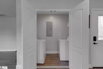 10 N Rockview Dr in Greenville, SC - Building Photo - Building Photo