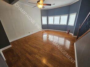 209 E 30th St in Kansas City, MO - Foto de edificio - Building Photo