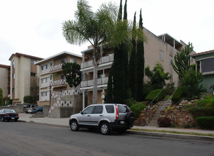 Crown Over Complex in San Diego, CA - Building Photo - Building Photo