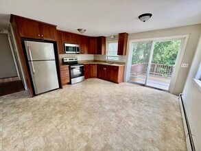 14 Fairway Dr in Ledyard, CT - Building Photo - Building Photo