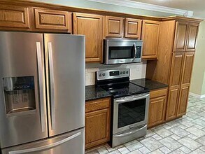 6567 Elizabeth Ave in Springdale, AR - Building Photo - Building Photo