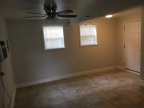 3500 Garrott St, Unit 3500 Garrott Apt. 9 in Houston, TX - Building Photo - Building Photo