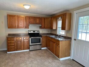 6 Mark St in Jaffrey, NH - Building Photo - Building Photo