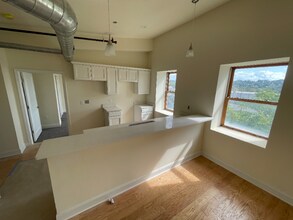 883 Broadway in Albany, NY - Building Photo - Building Photo