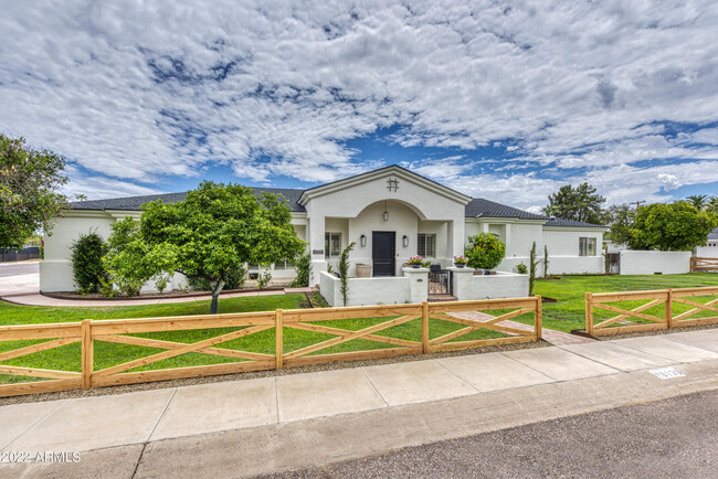 6139 E Calle Del Sud in Scottsdale, AZ - Building Photo - Building Photo