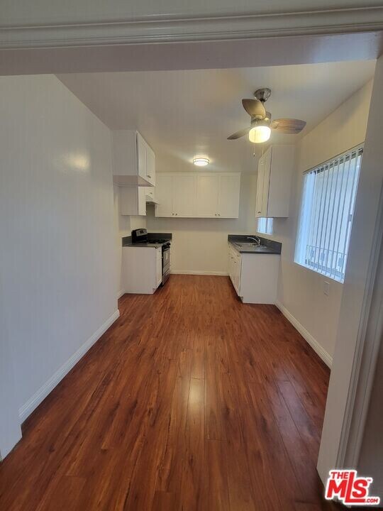 1038 S Harvard Blvd in Los Angeles, CA - Building Photo