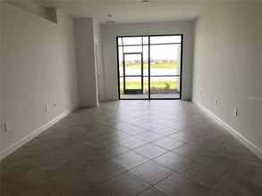 5413 Mystic Water Cv in Lakewood Ranch, FL - Foto de edificio - Building Photo