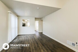 3324 Rainview Cir in Louisville, KY - Building Photo - Building Photo