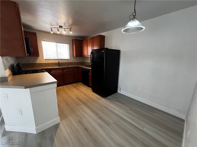 3969 Rebecca Raiter Ave in Las Vegas, NV - Building Photo - Building Photo