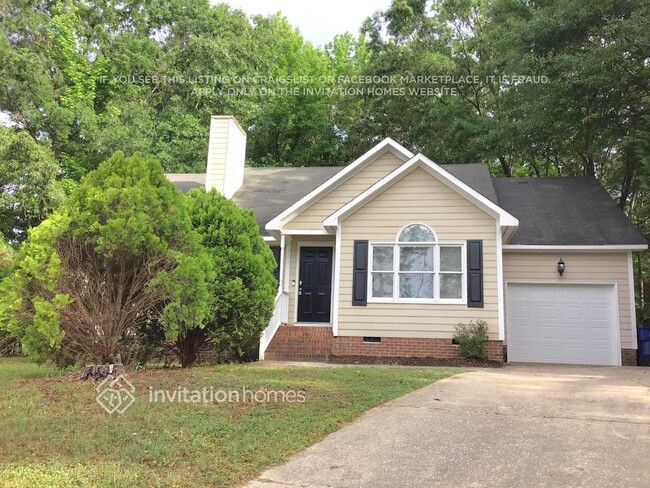 property at 5305 Dunrobin Ct