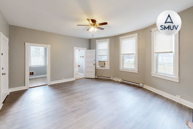 property at 15 E Overlea Ave