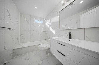 170-6 Foch Blvd in Queens, NY - Building Photo - Building Photo