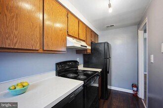 6243 Wilson Blvd in Falls Church, VA - Building Photo - Building Photo