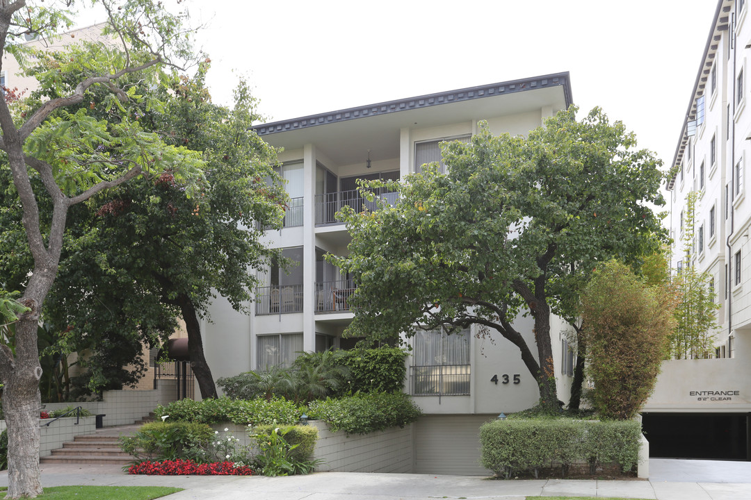 435 N Palm Dr in Beverly Hills, CA - Building Photo