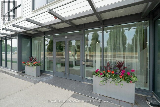 301 Sea Ray Ave in Innisfil, ON - Building Photo - Building Photo