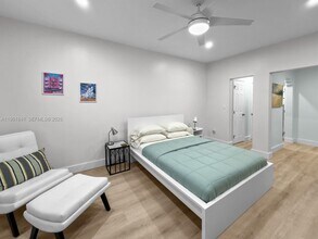 1227 Euclid Ave in Miami Beach, FL - Foto de edificio - Building Photo