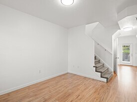 5047 W Rock Butte Rd in Herriman, UT - Building Photo