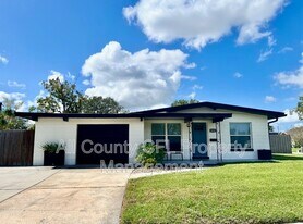 5424 Kingswood Dr in Orlando, FL - Building Photo