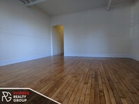 2327 N Spaulding Ave, Unit #2330-G in Chicago, IL - Building Photo - Building Photo