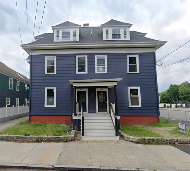 122 Chestnut St, Unit 002