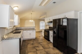 2604 Hill Street Cove in Round Rock, TX - Building Photo - Building Photo