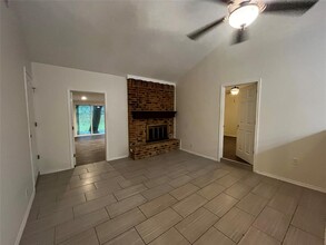 5101 Meadow Creek Cove in Austin, TX - Building Photo - Building Photo