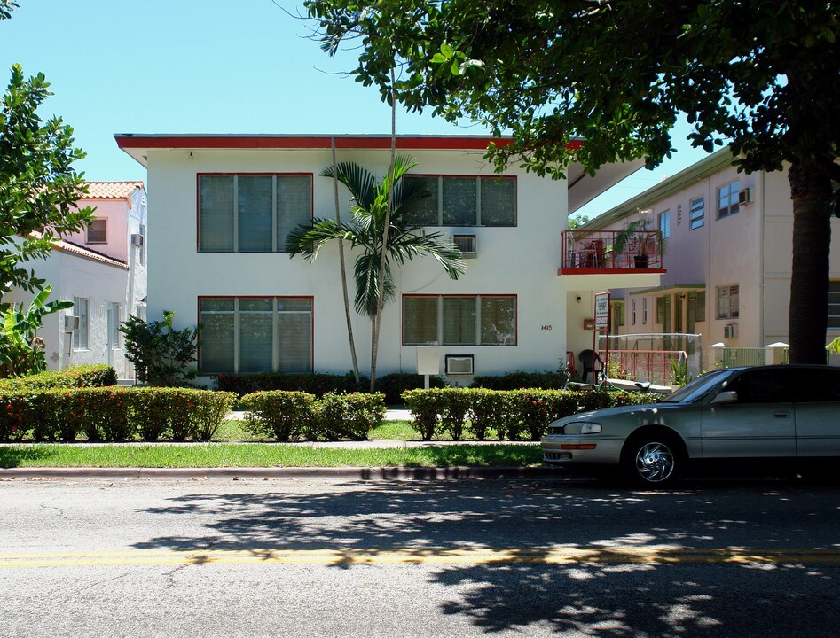 Candace Park Apartments in Miami Beach, FL - Building Photo