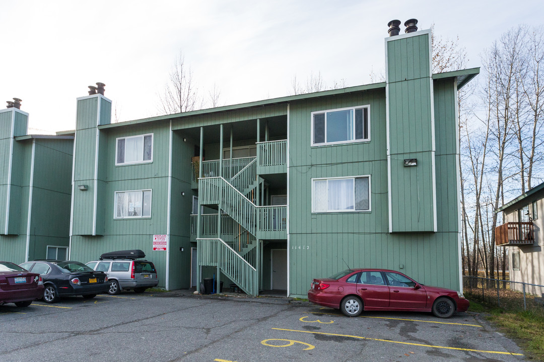 Heritage Court Eight-Plex in Eagle River, AK - Building Photo