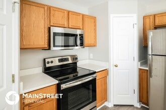 2706 Heathgate Way in Land O Lakes, FL - Building Photo - Building Photo