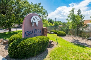 Oso Park Condominiums in Albuquerque, NM - Building Photo