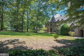 5482 Royal Mile Blvd in Salisbury, MD - Building Photo - Building Photo