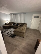 606 Holiday Rd, Unit # A in North Pole, AK - Building Photo - Building Photo