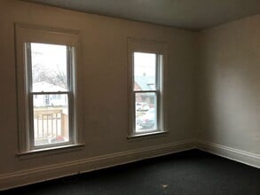 423 Parade St in Erie, PA - Building Photo - Building Photo