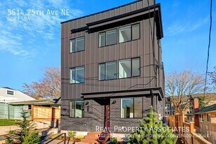 5514 25th Ave NE in Seattle, WA - Building Photo
