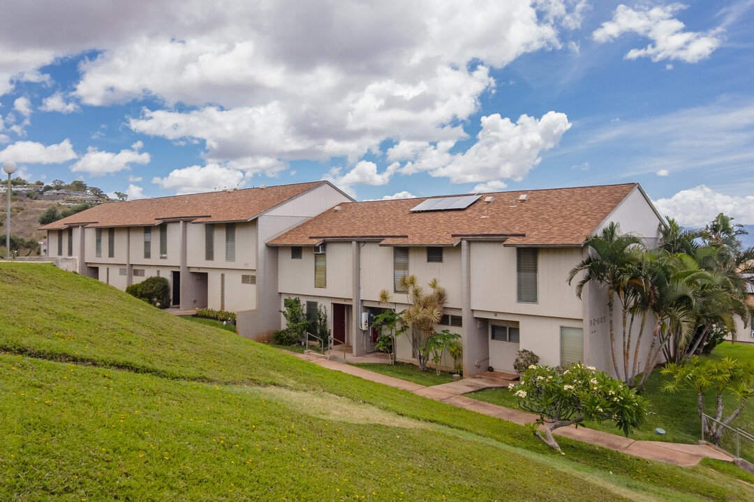 Makakilo Gardens I in Kapolei, HI - Building Photo